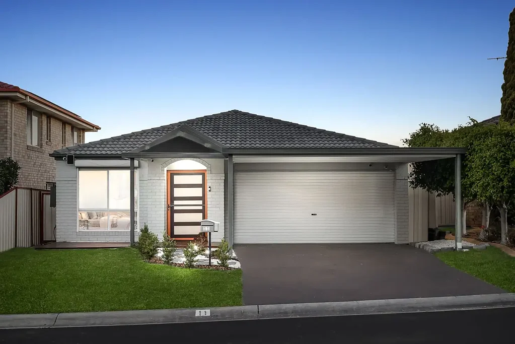 11 Matlock Place, Glenwood, NSW 2768