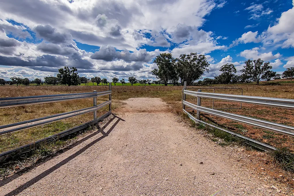 Gulgong RURAL LIFESTYLE MEETS CONVENIENCE