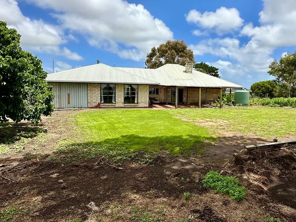 954 Mayurra Road, Millicent, SA 5280