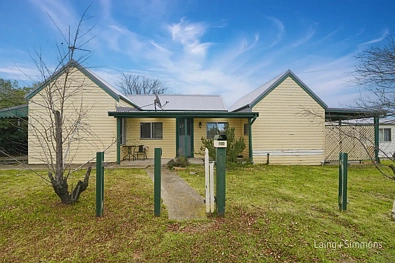 Armidale 4Zimmer Exceptional Investment or Family Opportunity with Future Income Potential