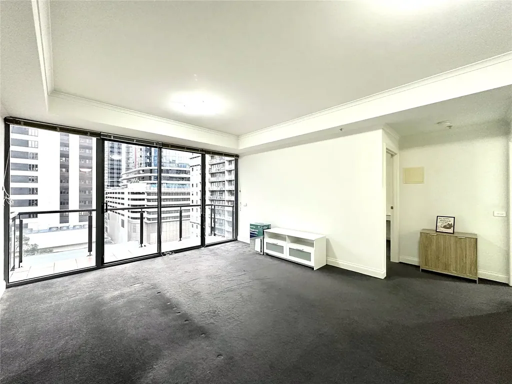 PARTLY FURNISHED TWO BEDROOM APARTMENT LOCATED IN SPRING STREET TOWER - MELBOURNE CBD