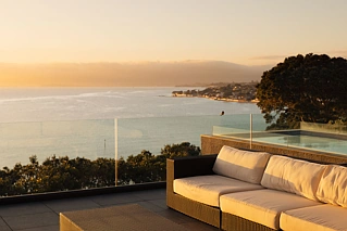 41 Beach Road, Castor Bay, North Shore City