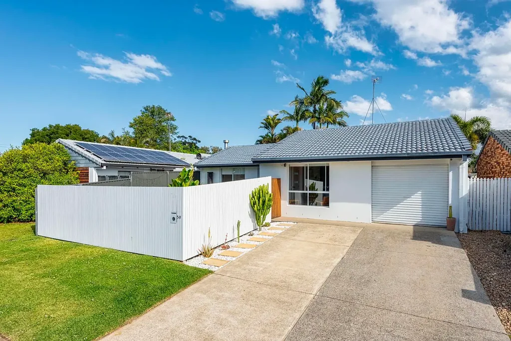 59 Montezuma Drive, Burleigh Waters, QLD 4220
