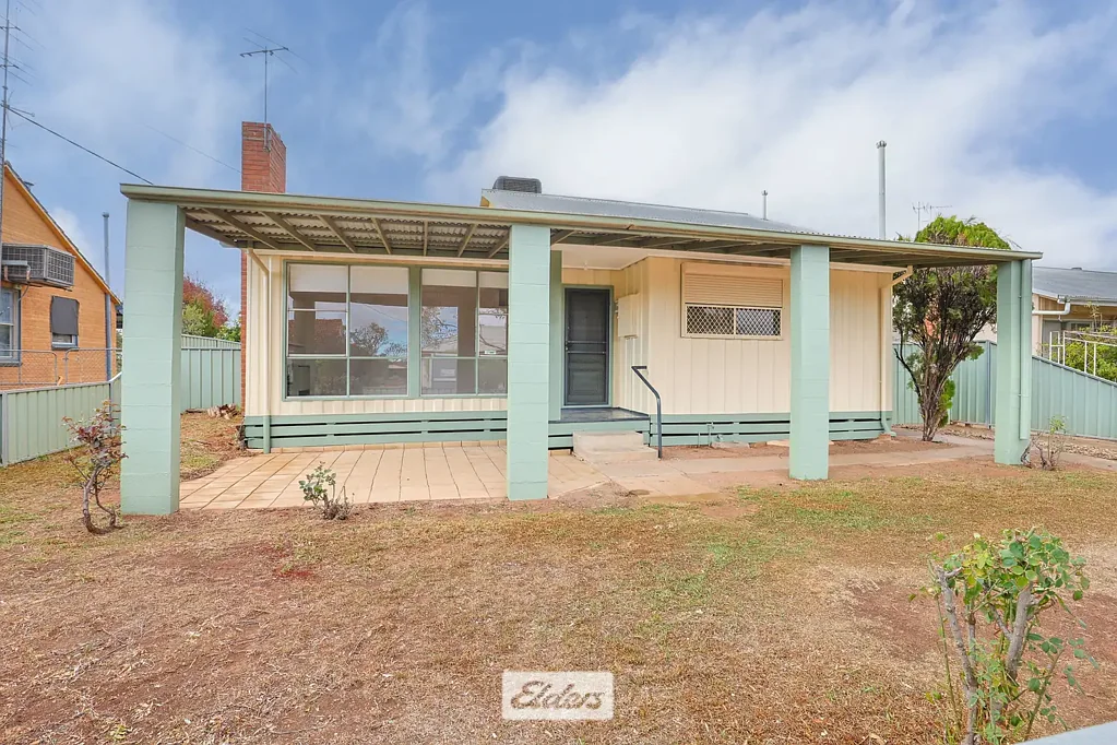 Mildura 3房  CHARMING 3-BEDROOM HOME IN ESTABLISHED LOCATION