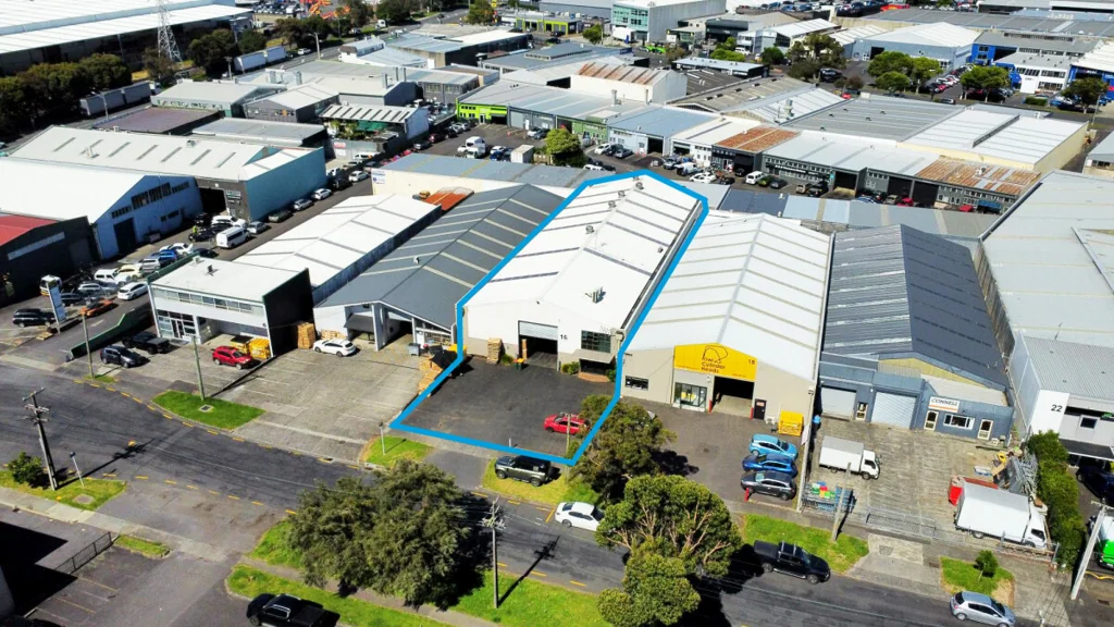 Penrose 988m² Penrose Warehouse – Call Now