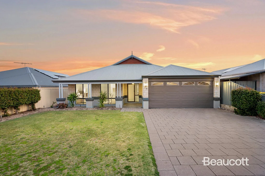 8 Ninghan Lookout, Beeliar, WA 6164