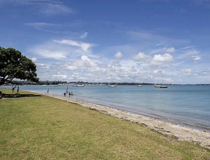 2/17 The Parade, Bucklands Beach, Manukau City, 4房, 3浴, 独立屋