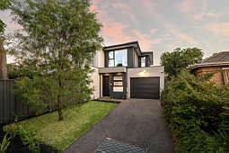 220A Nepean Highway, Parkdale