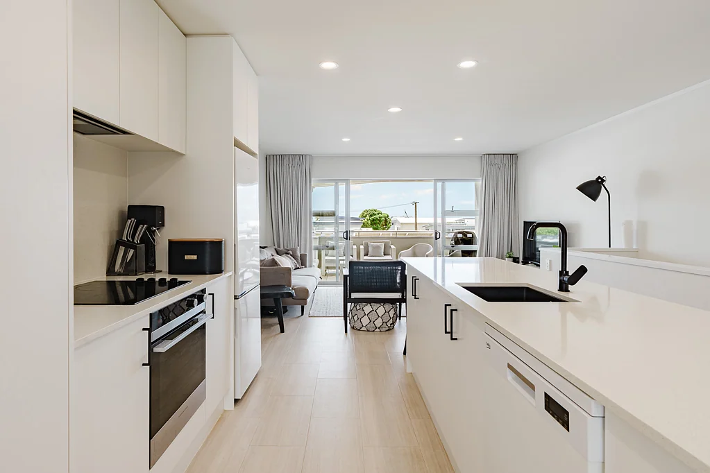 Whangamata 3房  An Exceptional Beach side Opportunity