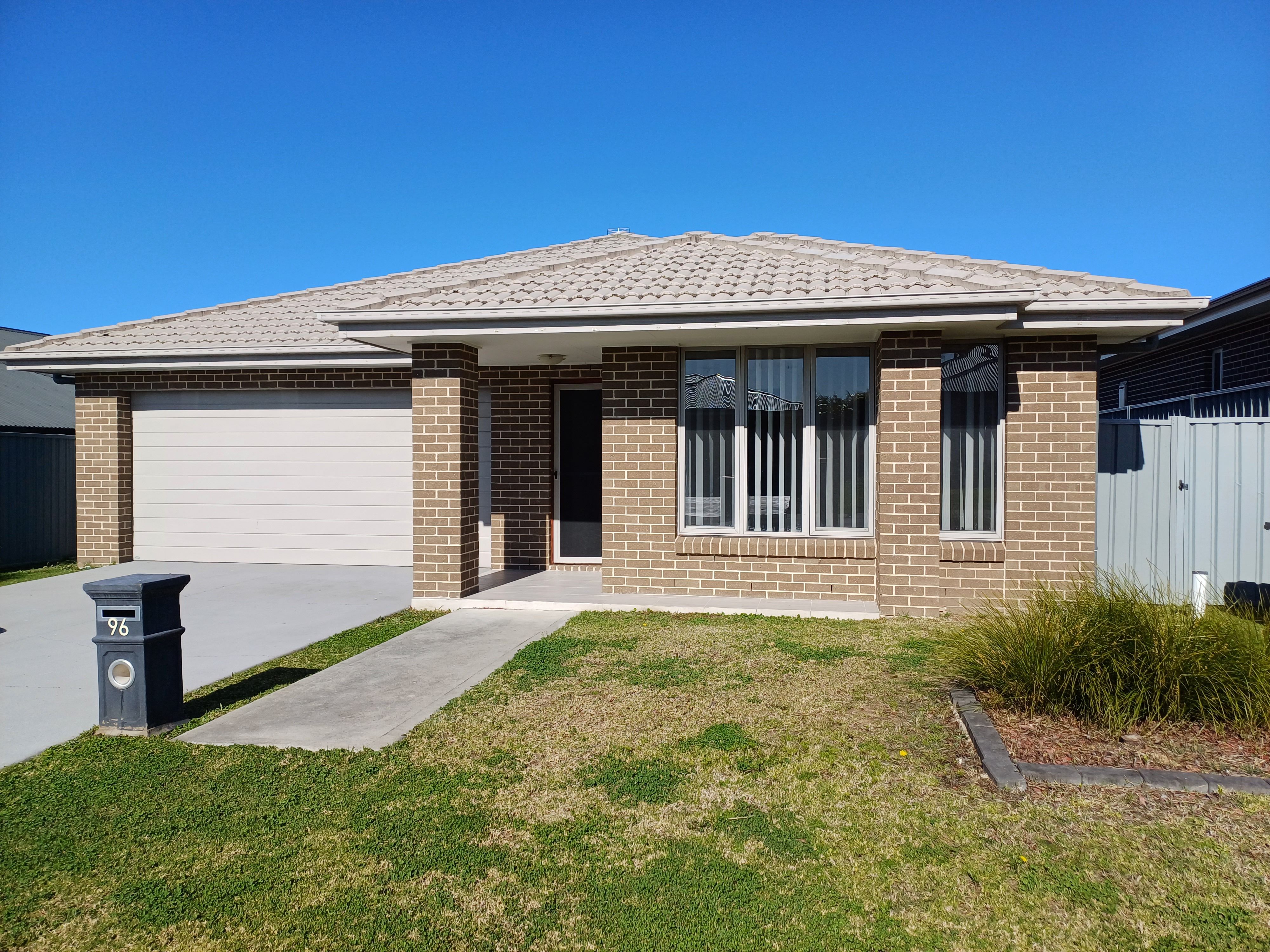 96 CALADENIA CR, SOUTH NOWRA NSW 2541, 0 침실, 0 욕실, House