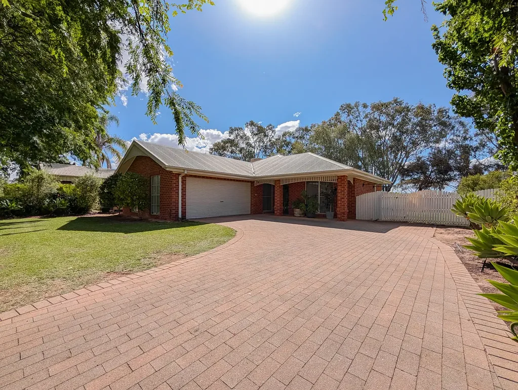 26 Currawong Court, Murray Downs, NSW 2734