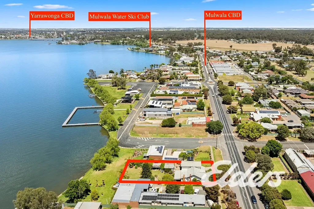 Mulwala 5 Slaapkamer Prime Waterfront Property with Development Potential!