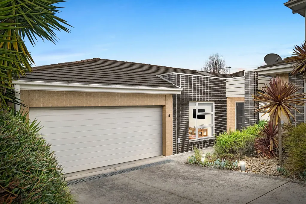 8/116 Hull Road, Croydon, VIC 3136