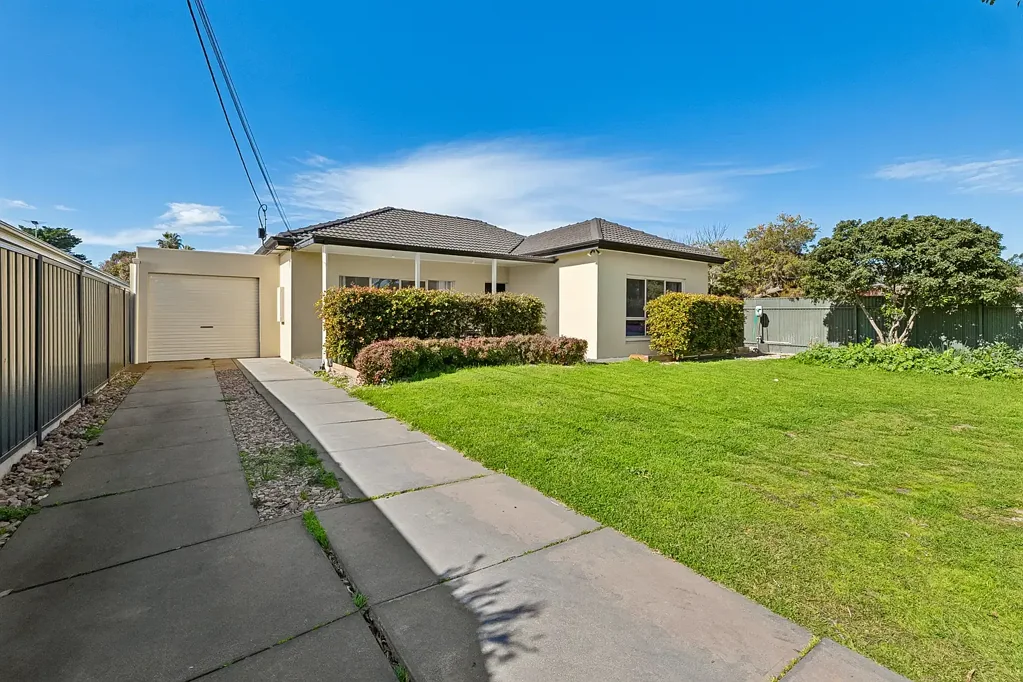 Spacious Family Home with Pool in St Marys