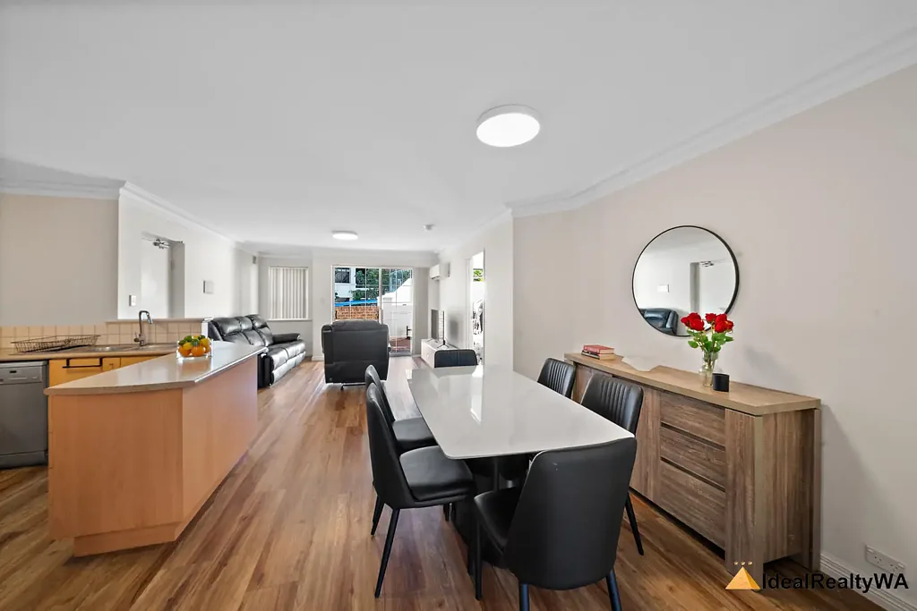 West Perth 3Kwarto Stylish Ground Floor Living with Dual Courtyards in the Heart of West Perth