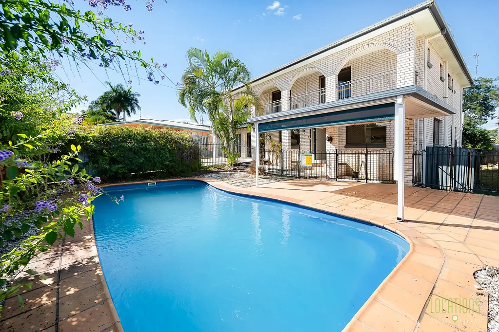 Kin Kora 4침실 SPACIOUS FAMILY HOME, MULTIPLE LIVING AREAS, POOL, NEAR GOLF COURSE!
