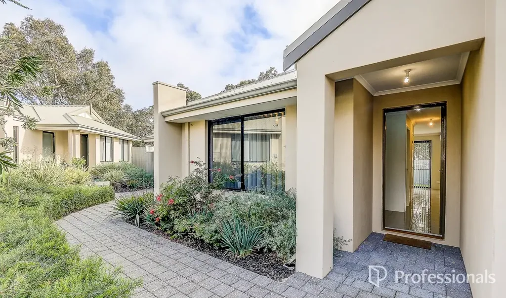Forrestfield 1房  Investor Alert! High-Demand, Low-Maintenance Living in a Prime Convenience Location