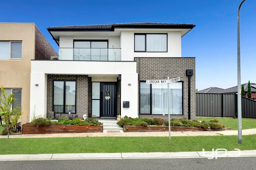 13 Oregan Way, Roxburgh Park, VIC 3064