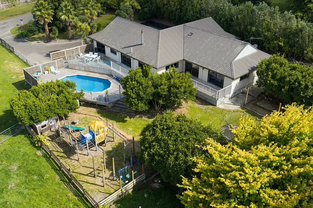 49 Schnell Drive, Kelvin Grove, Palmerston North, Manawatu-Wanganui