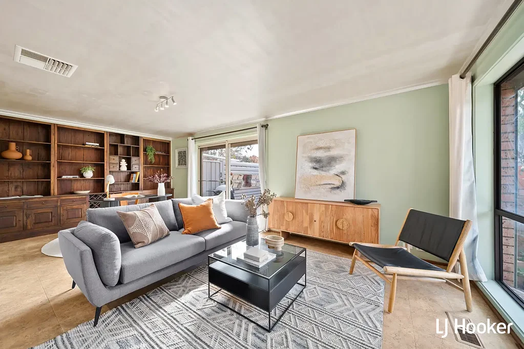 4 Summerville Crescent, Florey, ACT 2615