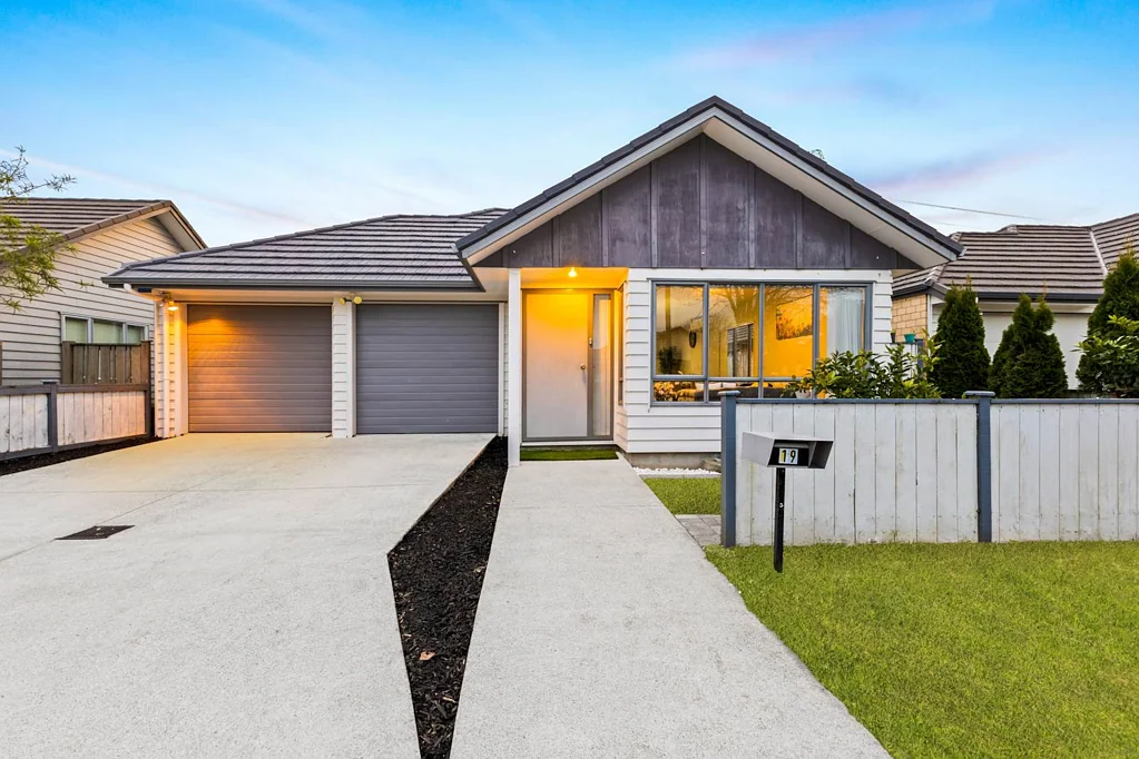 19 Kotuku Crescent, Takanini, Papakura, Auckland