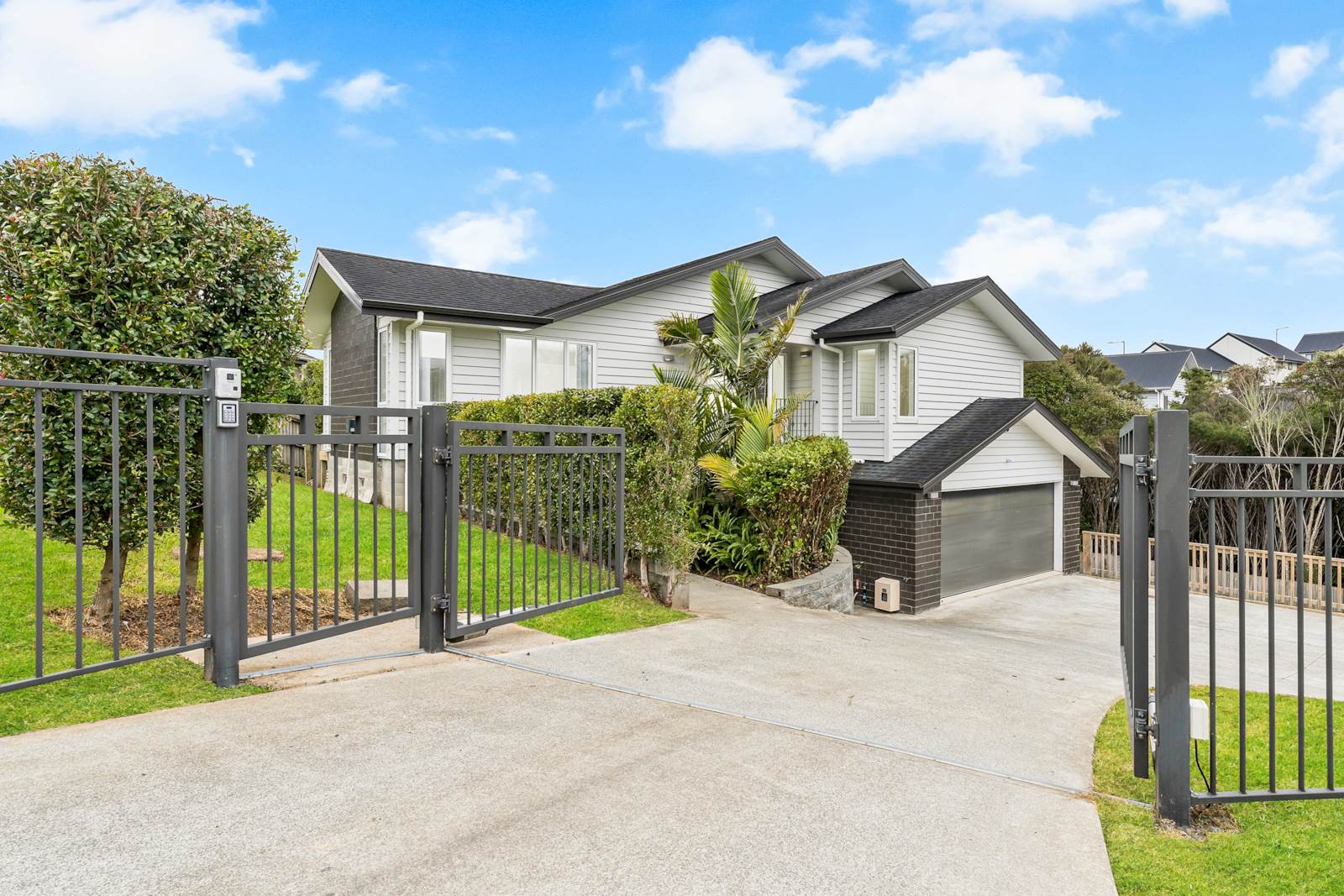 12 Alloway Street, Westgate, Auckland - Waitakere, 5房, 1浴, House