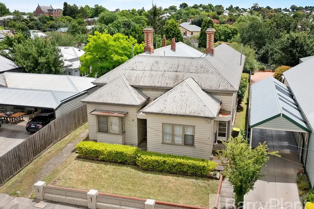 Soldiers Hill 6chambre Returning $930pw - Grand Property & Investment
