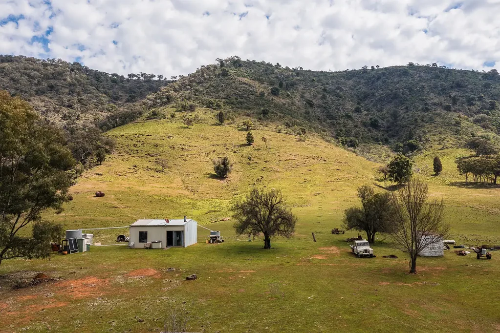 Mudgee OFF-GRID, ON THE RIVER, OUT OF REACH