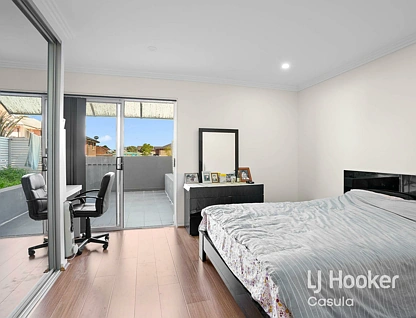 6/23-25 Mayberry Crescent, Liverpool, South Western Suburbs, 2房, 2浴, Apartment