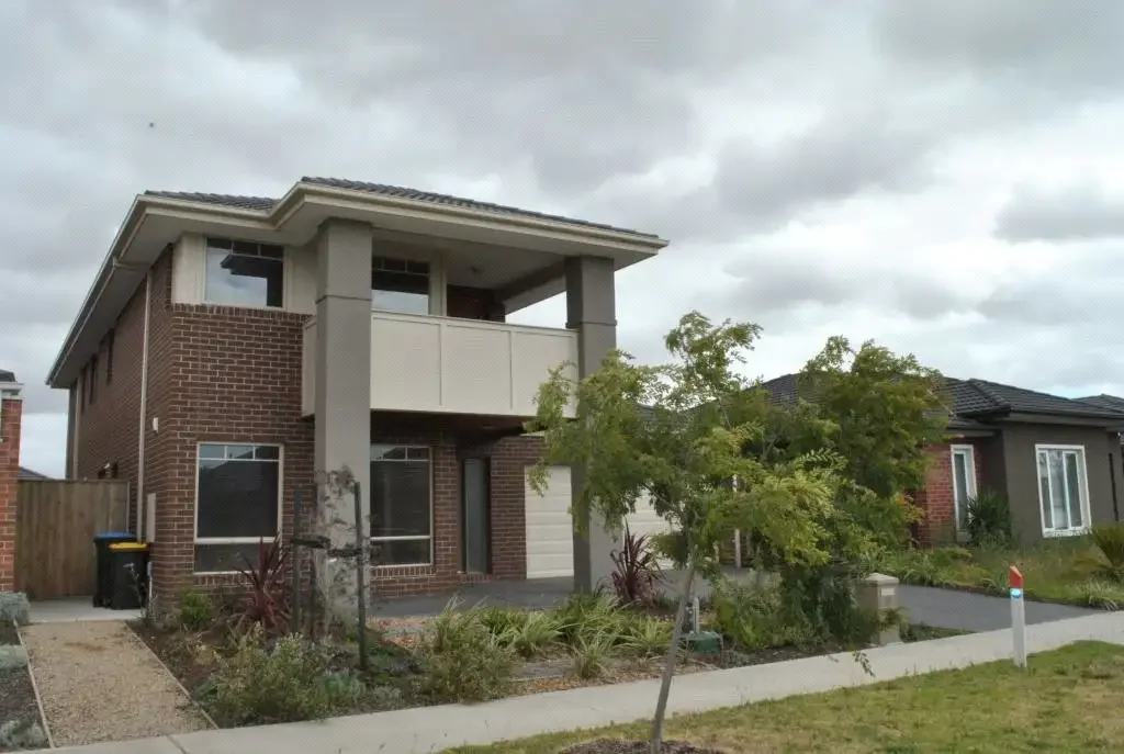 Stunning 4 Bedroom Family home in a Prime Williams Landing Location