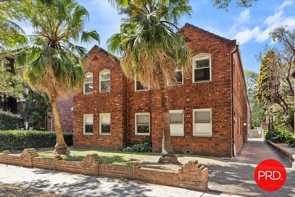 RENOVATED UNIT IN A GREAT LOCATION!!