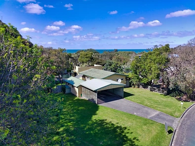 Waratah Bay 4房  HEAR THE WAVES CRASH & CREATE ENDLESS FAMILY MEMORIES - BEACH HOUSE 200 METRES TO THE WATER