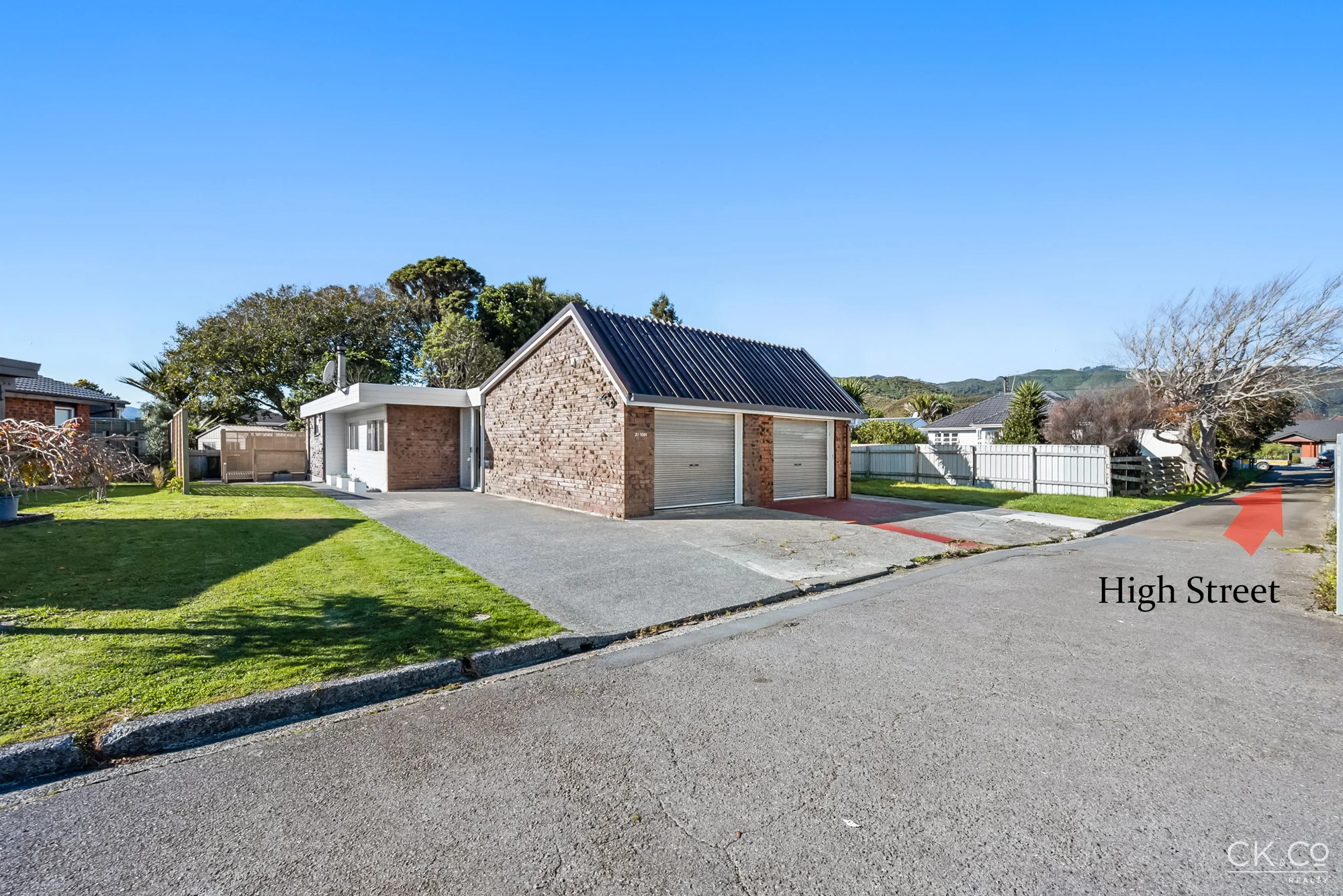 Avalon 2Zimmer PRICE REDUCED TO SELL!