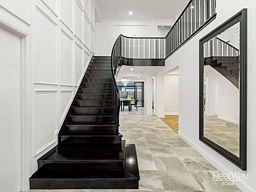 5 Mackinac Court, Spring Mountain