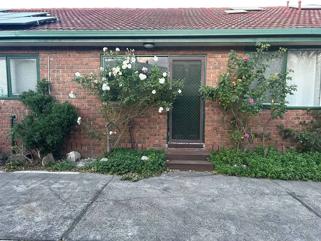 2 Bedroom Unit in a Central Location