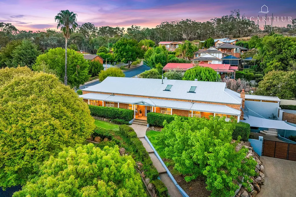 7 Loru Close, Kooringal, NSW 2650