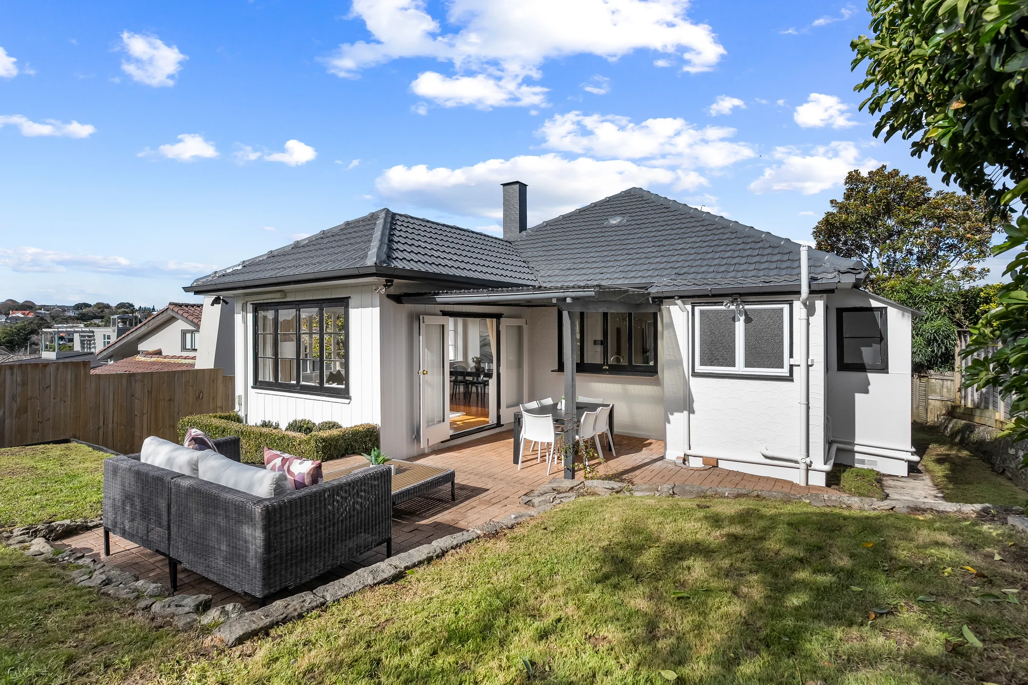 Remuera 3房 学区与格调兼得——双文法校网优雅单层住宅 "Double Grammar Zone - Character & Charm"