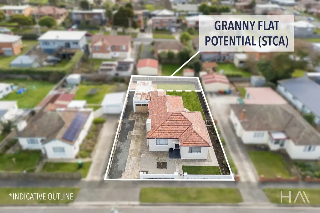 Kings Meadows 4房  Fully Renovated, Spacious & Ready to Enjoy with Granny flat potential! (Plans for strata unit upon request)