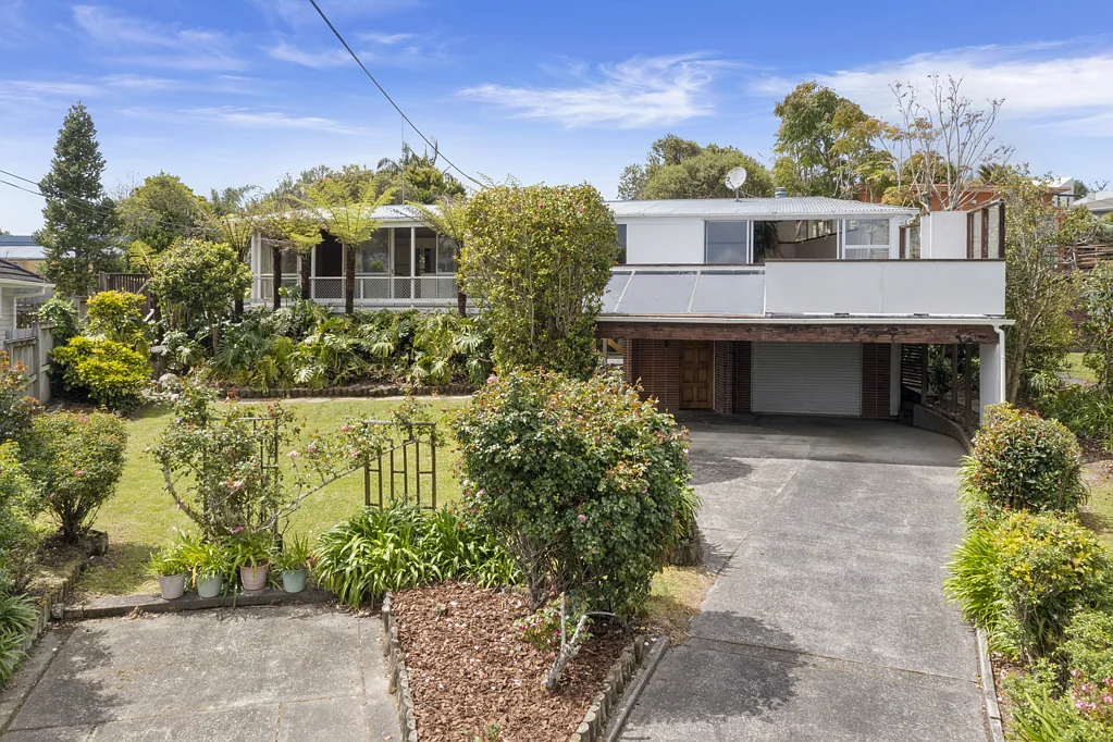29 Highland Avenue, Titirangi, Waitakere City, Auckland