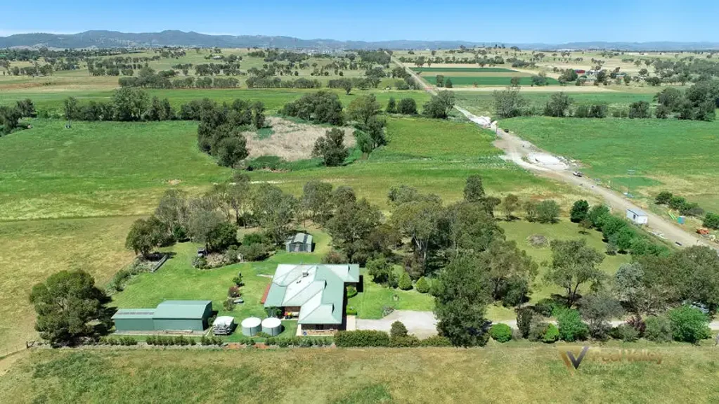 Tamworth 4બેડરૂમ THE PERFECT SMALL ACRE LIFESTYLE JUST MINUTES FROM TAMWORTH