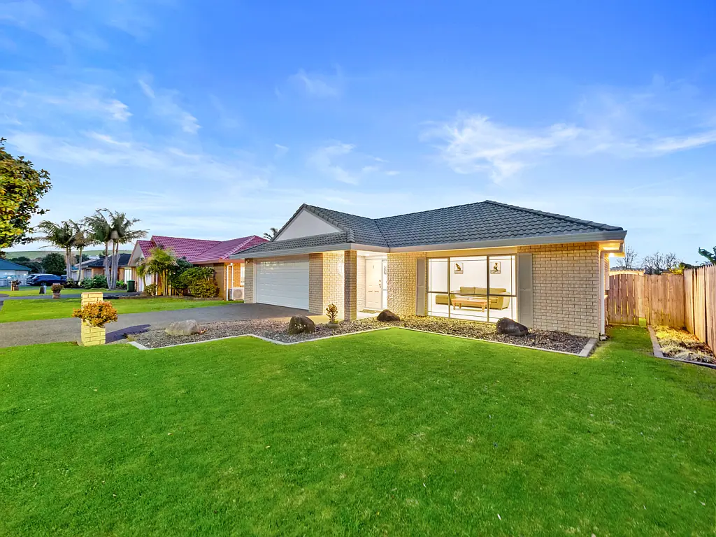 East Tamaki 4Phòng ngủ Solid Brick and Tile Family Home!