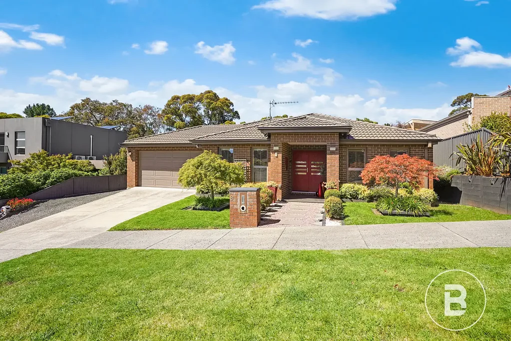 Nerrina 4ਬੈੱਡਰੂਮ LARGE FOUR BEDROOM HOME WITH SHEDDING ON BIG BLOCK