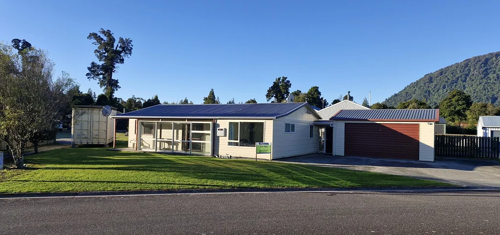 Haast 3 Bedroom Coastal Getaway