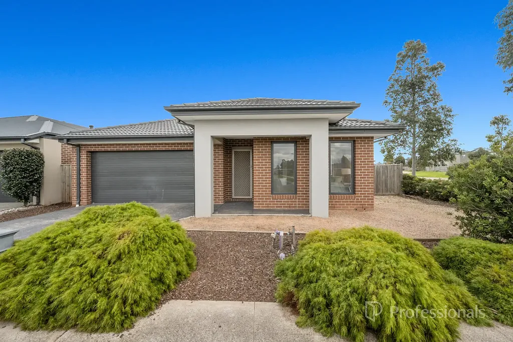 Point Cook 4 Slaapkamer Beautiful Family Home in a Prime Point Cook Location
