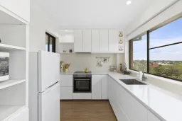 4/35 Railway Parade, Clayfield