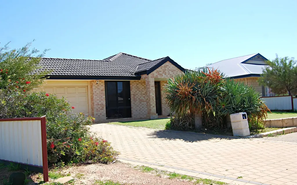 3 Wahn Avenue, Waggrakine, WA 6530