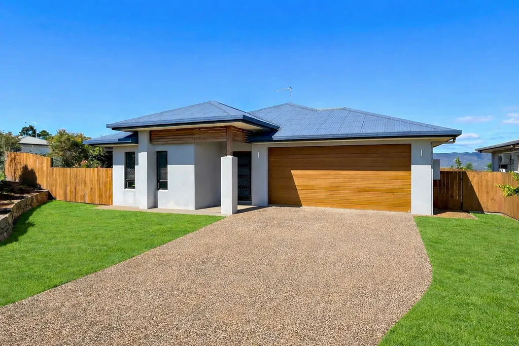 18-20 Lavender Crescent, Atherton, QLD 4883