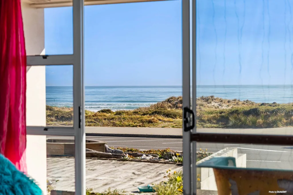 Flat 2/204B Marine Parade, Mt Maunganui, Tauranga, Bay of Plenty