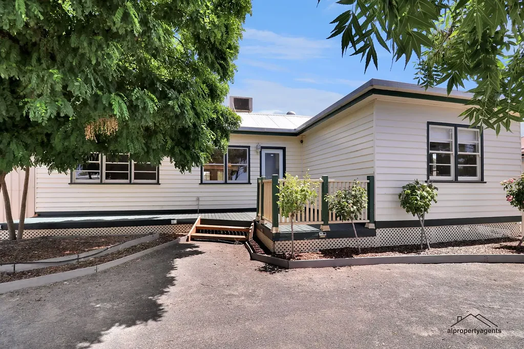39 Church Street, Pimpinio, VIC 3401