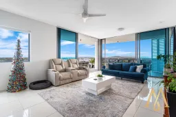 21107/25 East Quay Drive, Biggera Waters